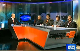 Dunya @ 8 with Malick (Qadri bamuqabila siyasi biradri  Fateh kiski?)  3rd January 2013